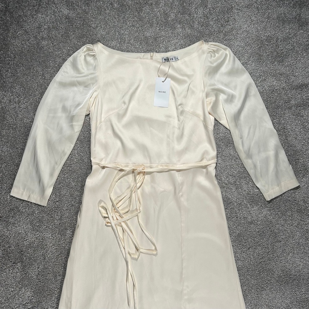 NOIRE Women Cream Satin Long Sleeve Midi Dress with Front Slit and Waist Tie S - Picture 10 of 13
